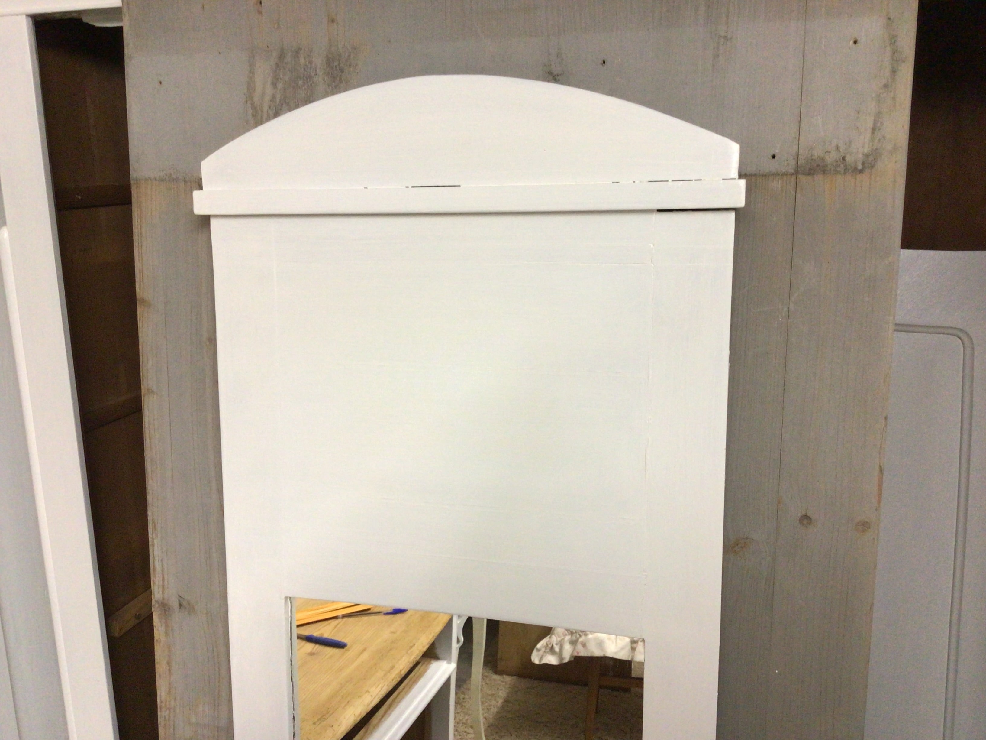 Eleganter Alter Spiegel