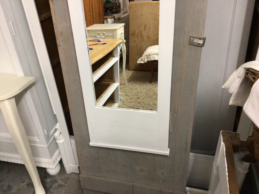 Eleganter Alter Spiegel