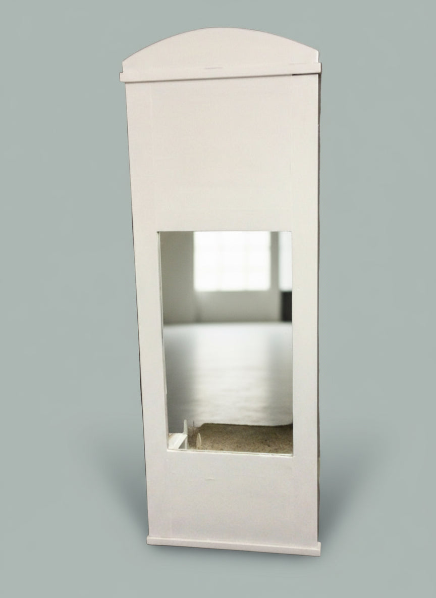 Eleganter Alter Spiegel