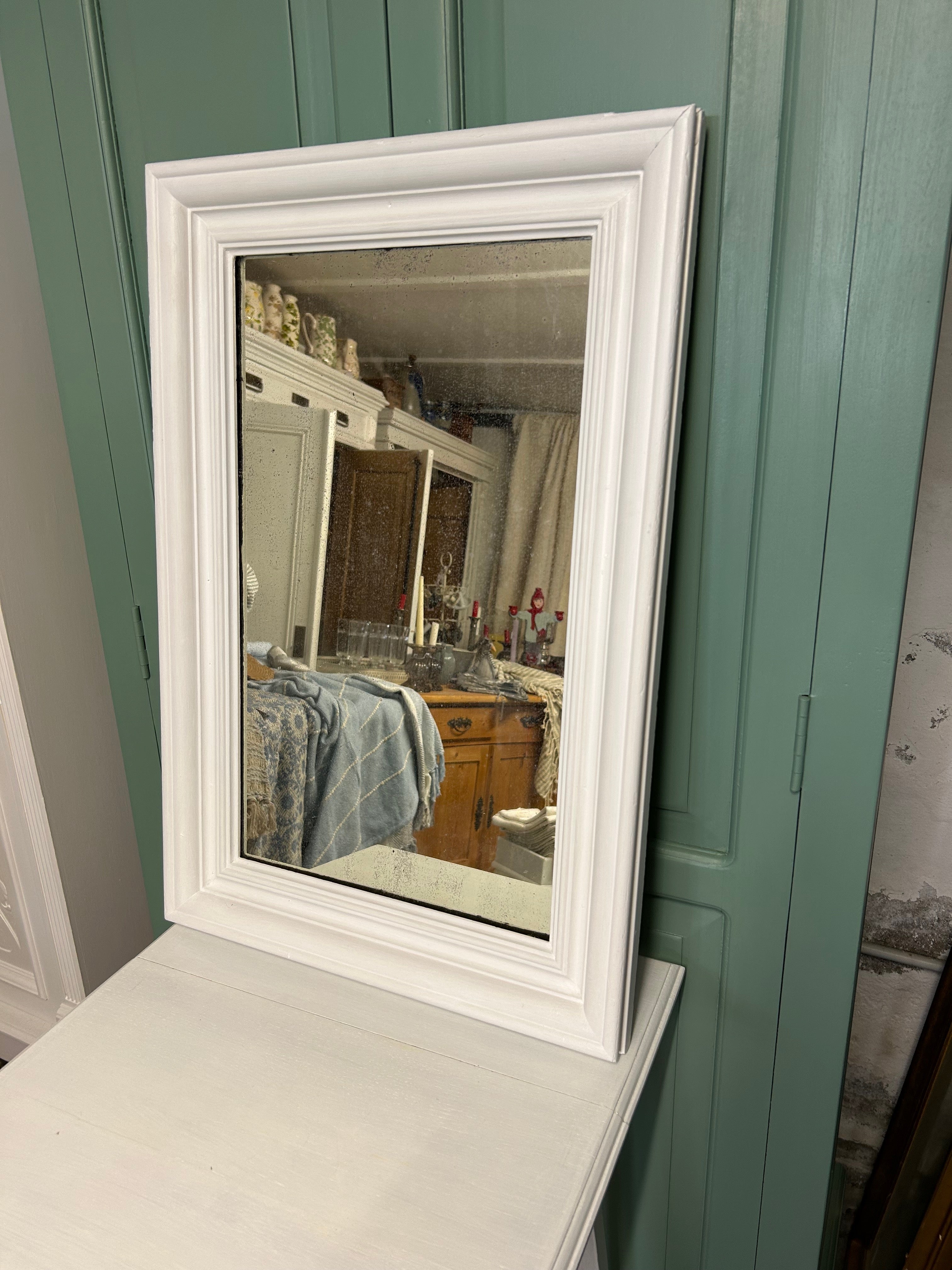 Antiker, klassischer Spiegel