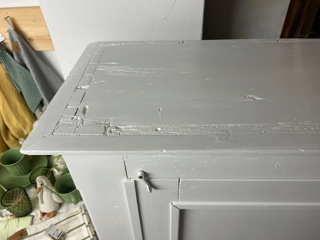 Antikes Vertiko  Eintürer Shabby Chic