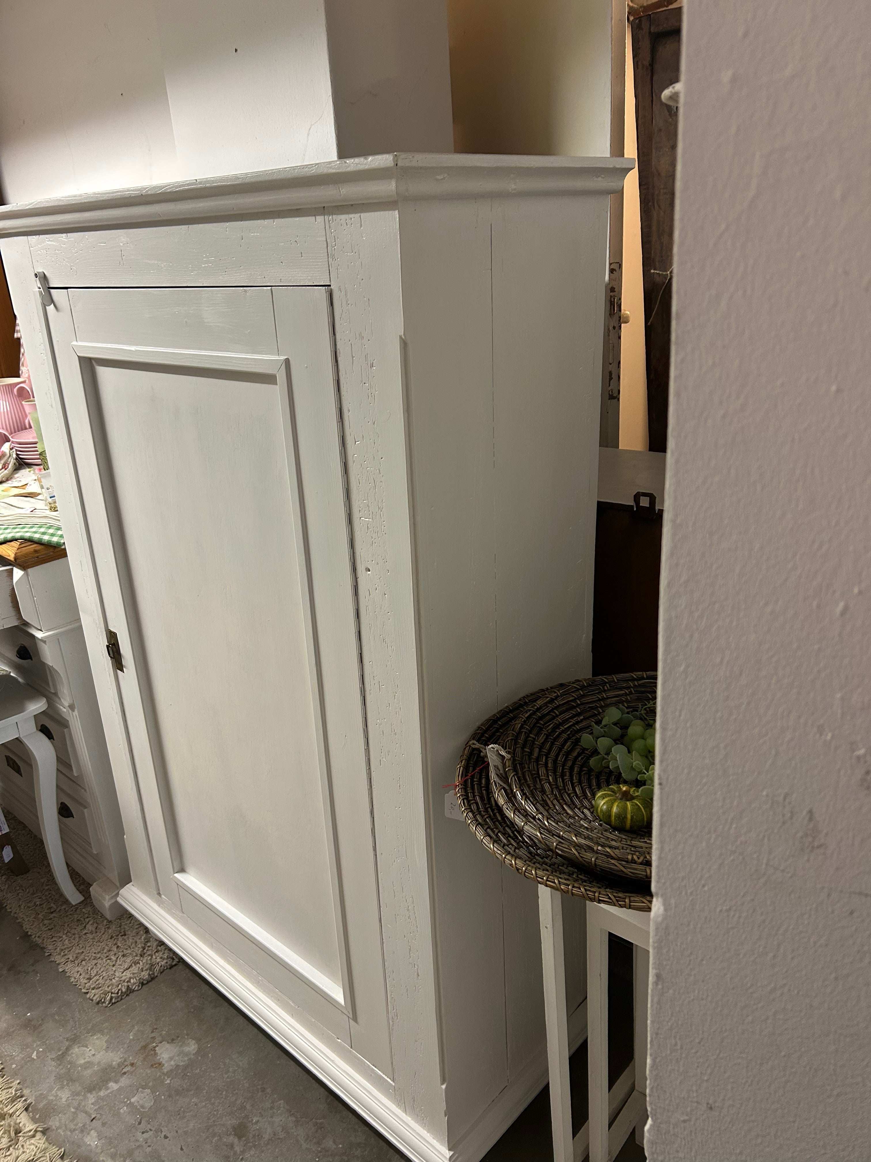 Antikes Vertiko, Eintürer, Shabby Chic