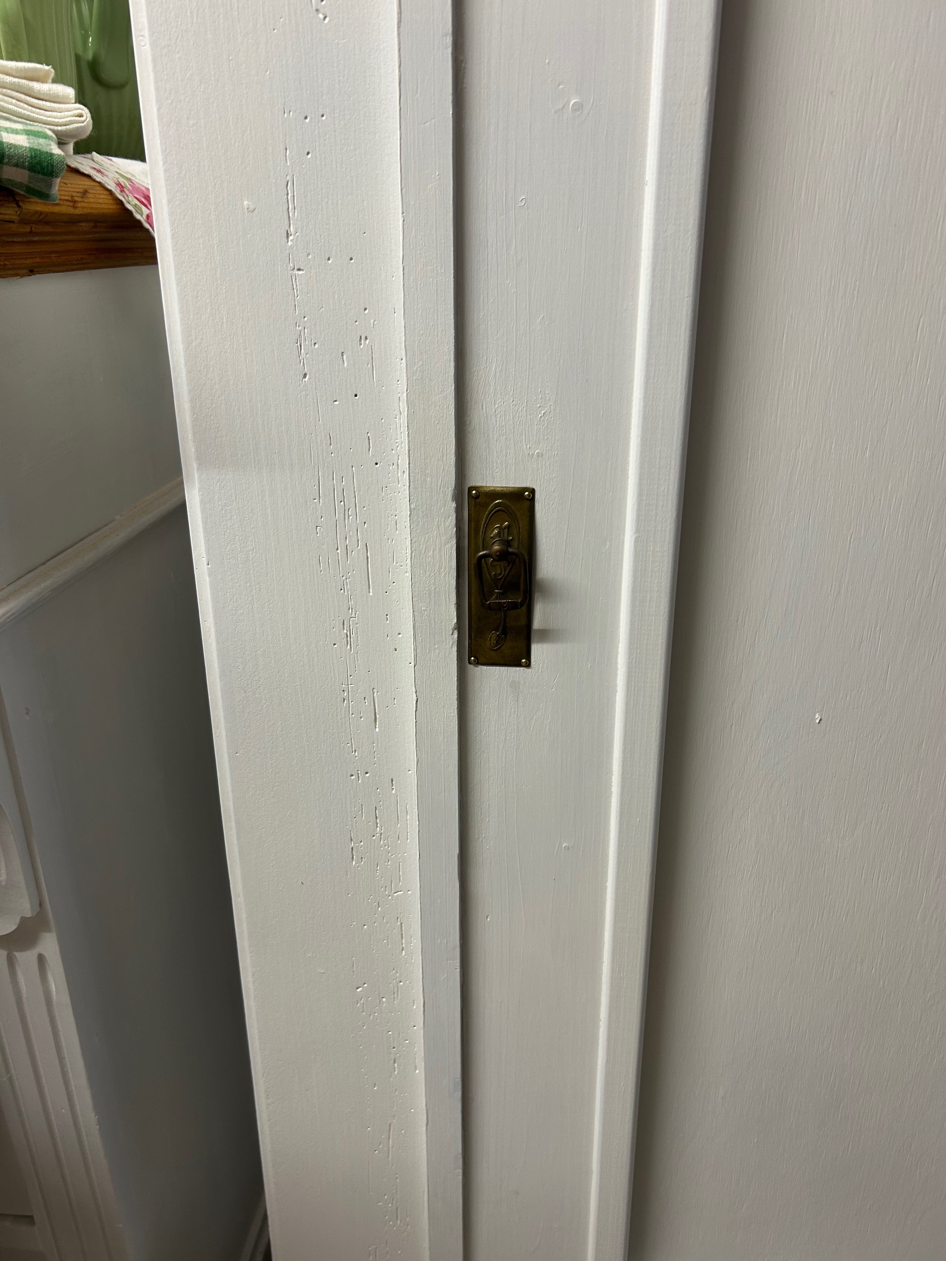 Antikes Vertiko, Eintürer, Shabby Chic