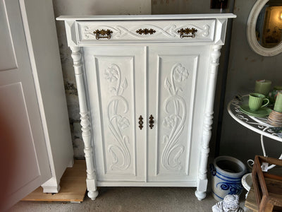 Antikes Vertiko, Jugendstil