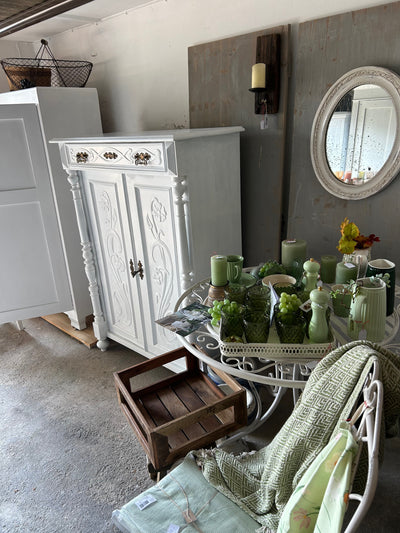 Antikes Vertiko, Jugendstil