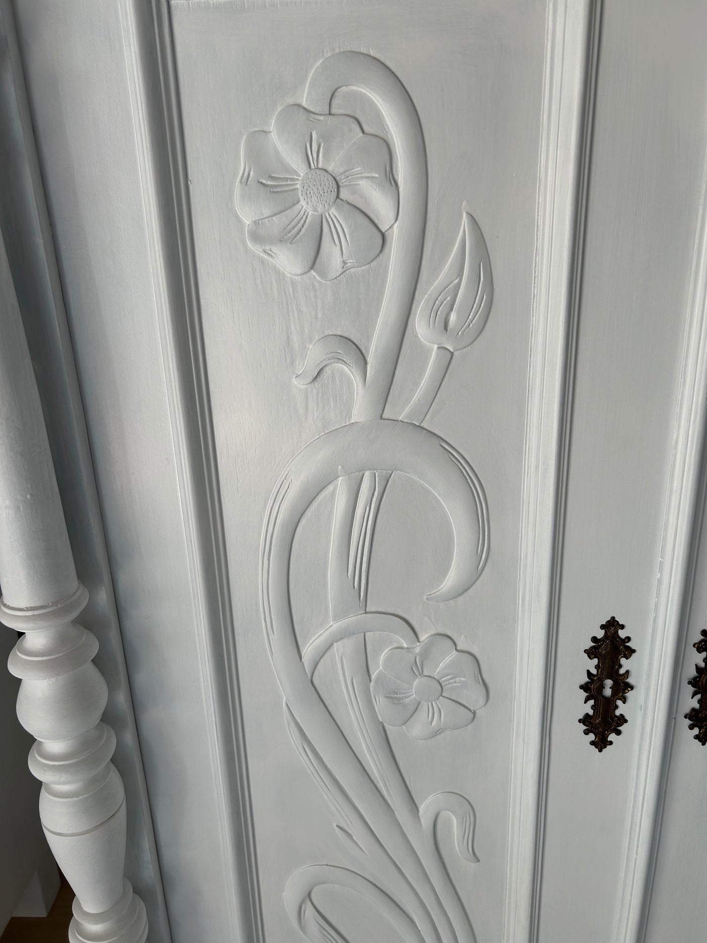 Antikes Vertiko, Jugendstil