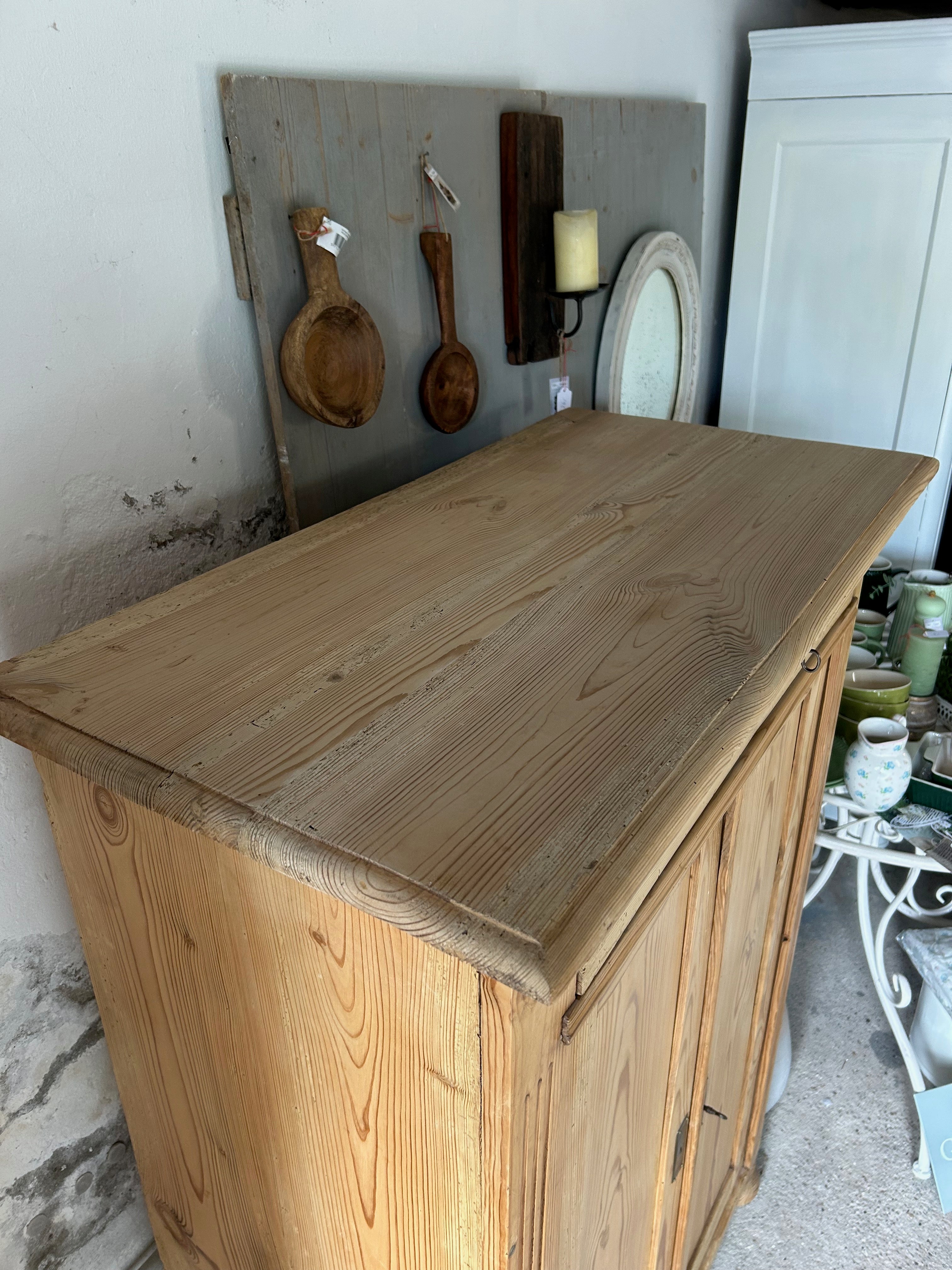 Antikes Vertiko aus der Gründerzeit, Shabby Chic