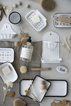 Ib Laursen Zahnbecher Emaille weiß mit schwarzer Kante