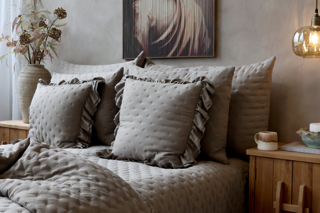 Chic Antique Aix Soft Kissenbezug ohne Füllung in Latte