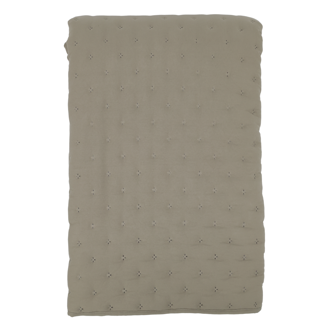 Chic Antique Aix Soft Bettdecke Latte 260 × 240 cm