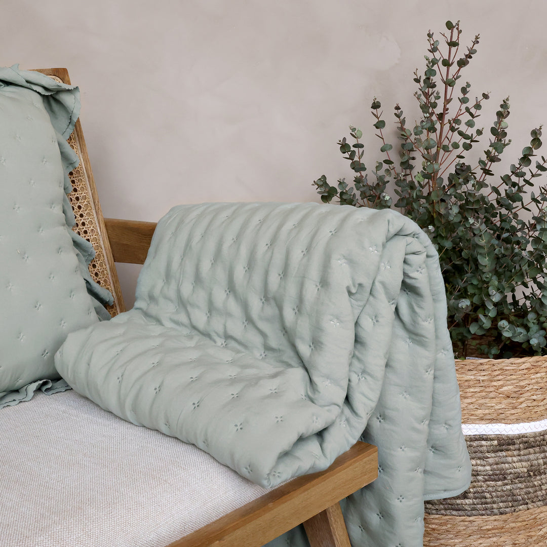 Chic Antique Aix Vintage Quilt in der Farbe Opal