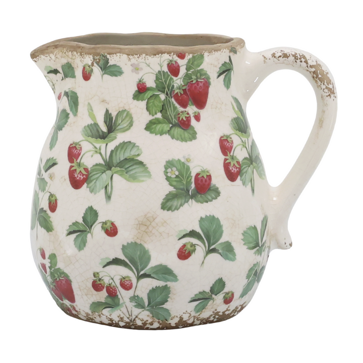 Chic Antique Fraises Kanne mit Erdbeeren aus Keramik im Landhausstil als freigestellter dekorativer Krug