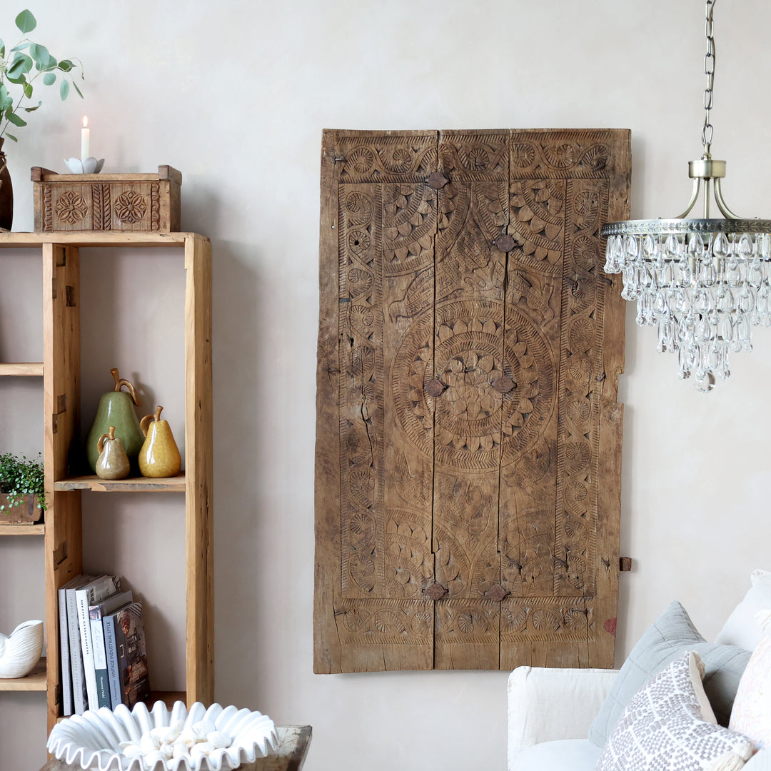 Chic Antique Grimaud Tür als dekoratives Wandobjekt im indischen Stil