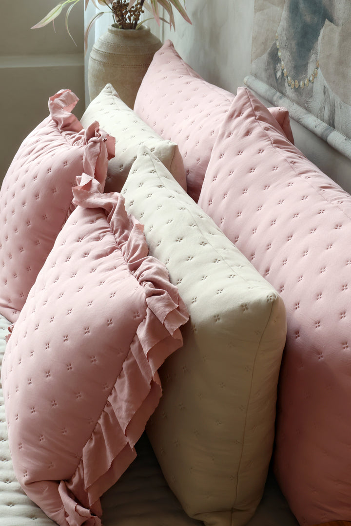 Chic Antique Aix Soft Kissenbezug Old Rose im skandinavischen Landhausstil
