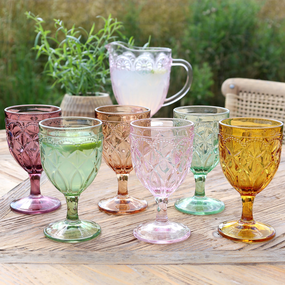 Chic Antique Saint-Émilion Weingläser in Amber, Honey, Rosa, Taupe, Verte und Olive