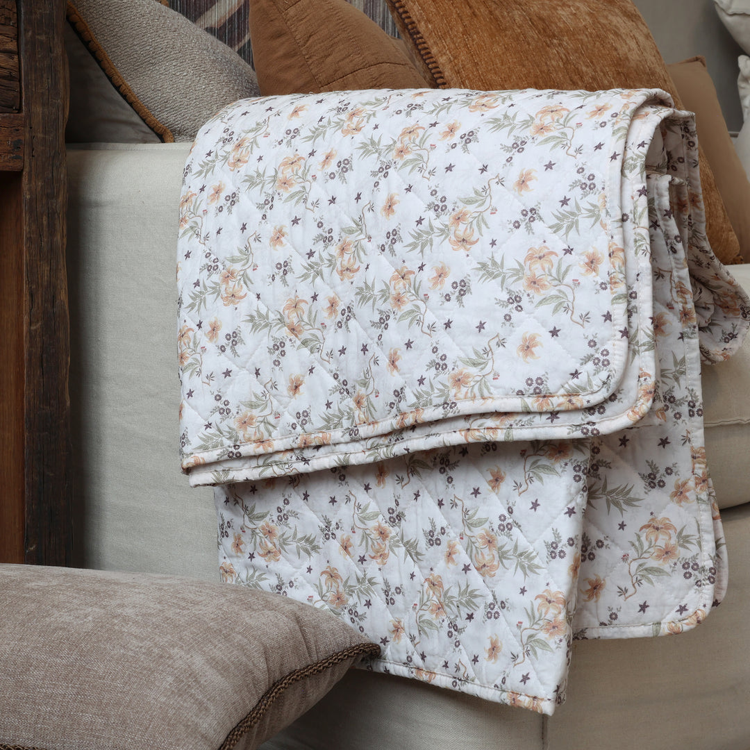 Chic Antique Tagesdecke Aix Vintage mit floralem Muster in Olive und Clay