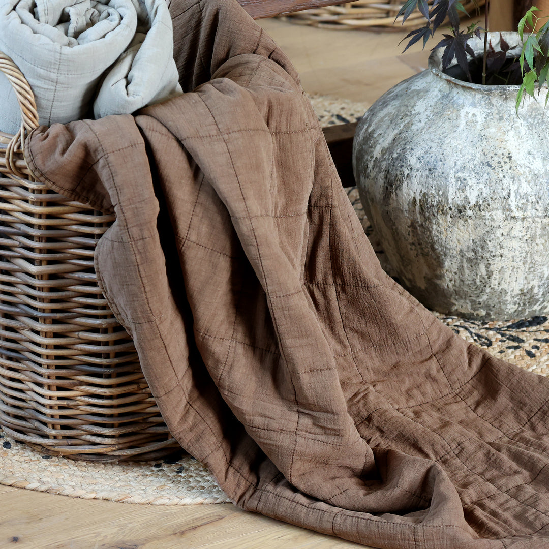 Chic Antique Tagesdecke Aix Vintage Walnuss im Vintage-Look