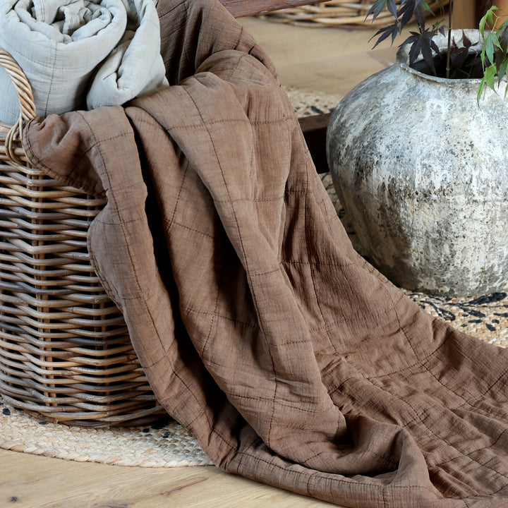 Chic Antique Tagesdecke Aix Vintage Walnuss im Vintage-Look