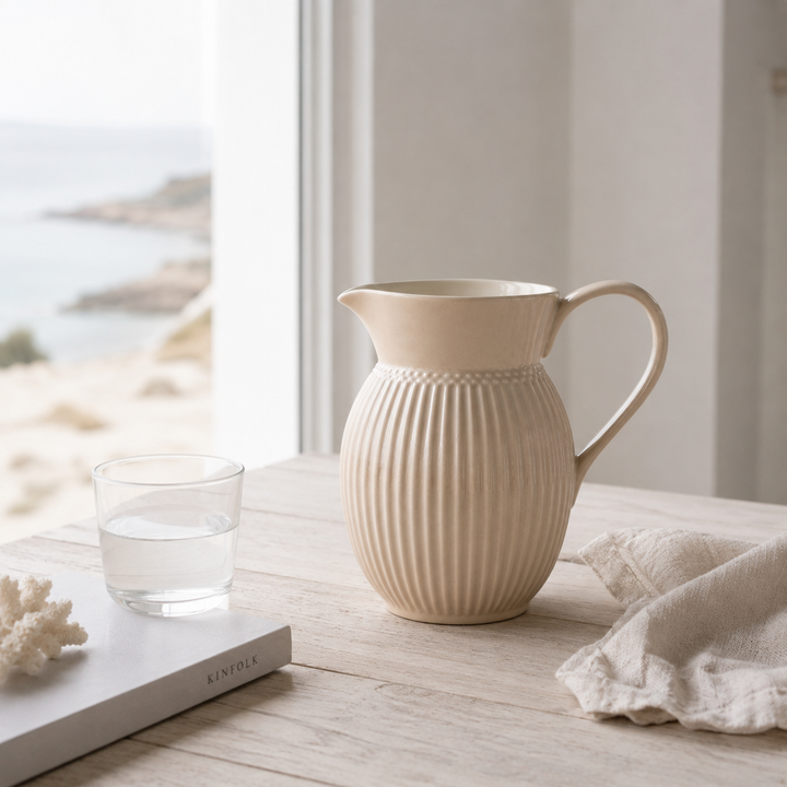 GreenGate Krug Alice Fudge 0,5 L skandinavisch minimalistisch hell und clean im maritimen Stil