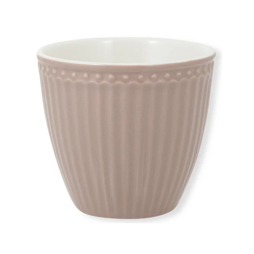 GreenGate Latte Becher Alice Haselnuss aus Porzellan 350 ml im skandinavischen Landhausstil