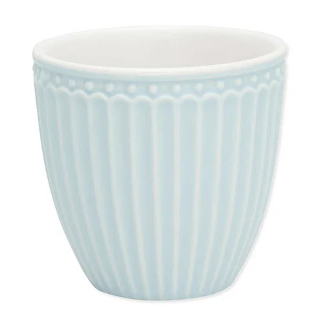 GreenGate Mini Latte Becher Alice Hellblau aus Porzellan 0,1 Liter im skandinavischen Landhausstil