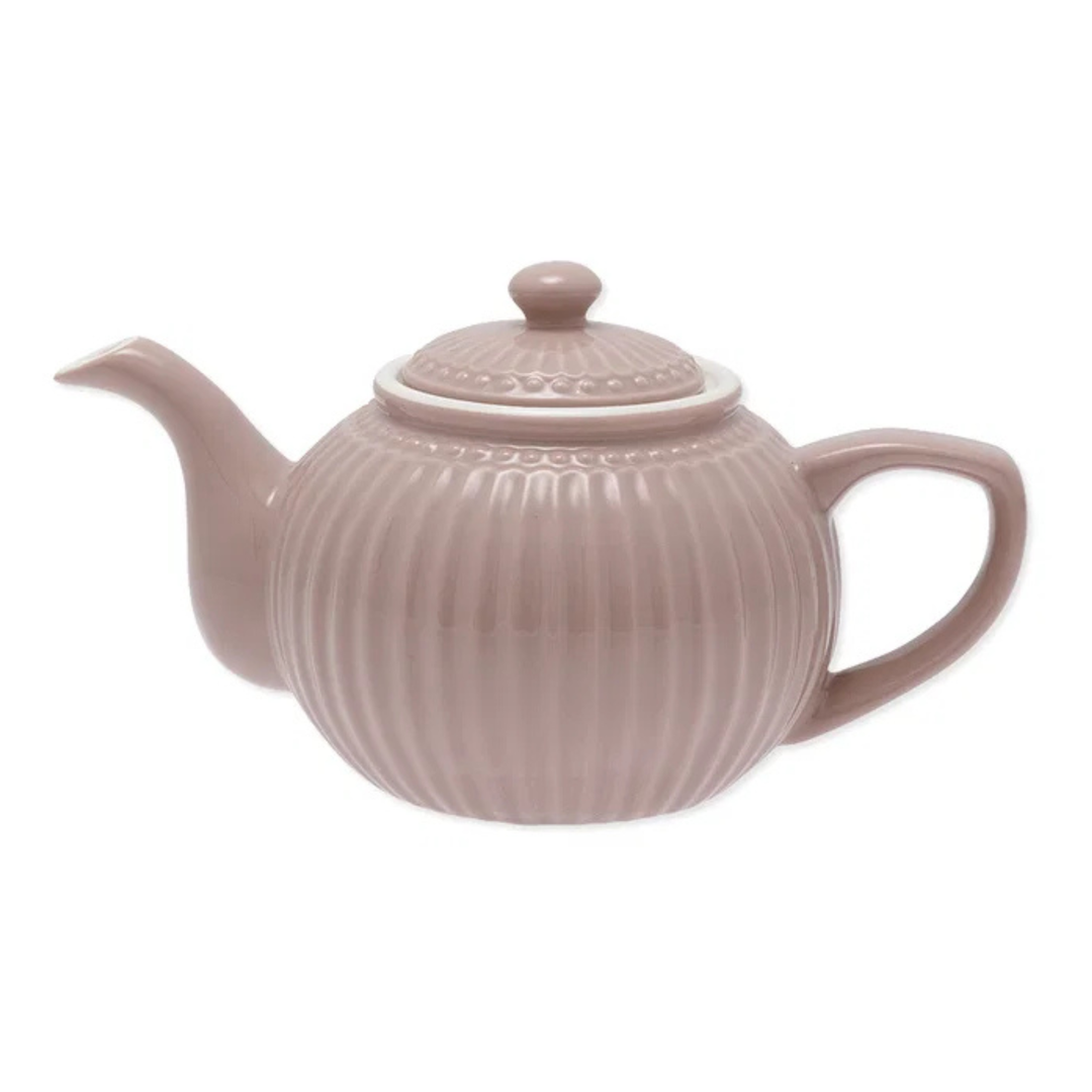 GreenGate Teekanne Alice Haselnuss aus Porzellan mit 1 Liter Fassungsvermögen und charakteristischem Alice-Relief im skandinavischen Landhausstil