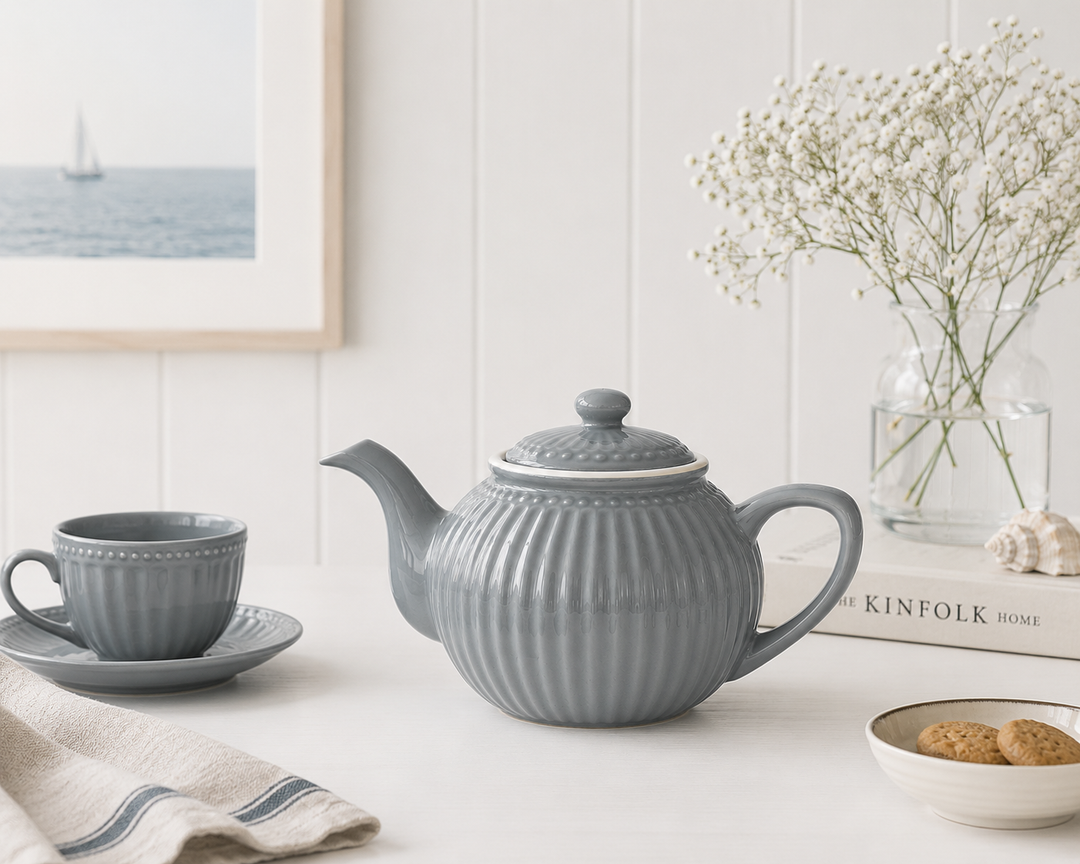 GreenGate Teekanne Alice Steingrau 1 L skandinavisch minimalistisch hell und clean im maritimen Stil