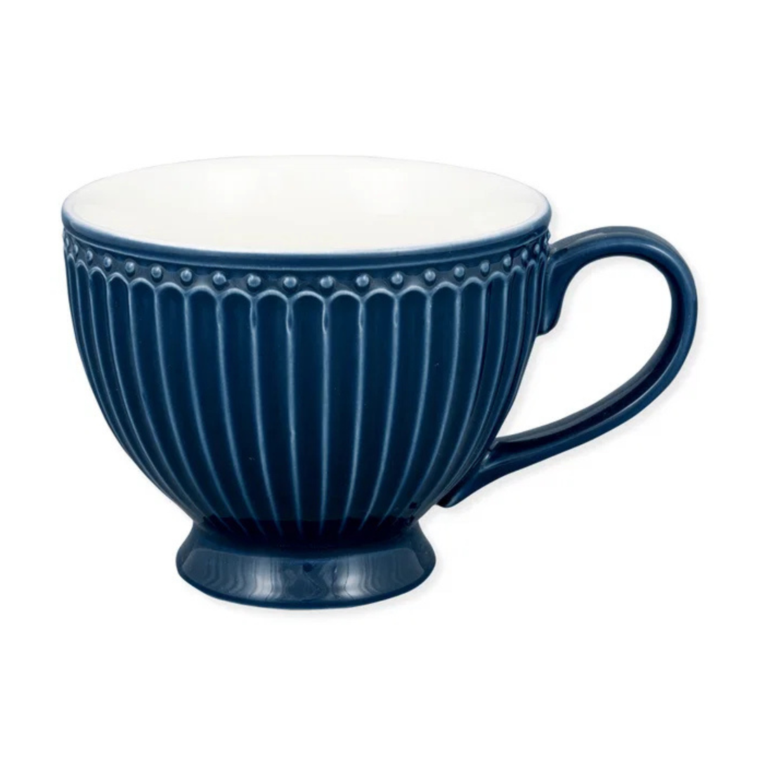 GreenGate Teetasse Alice Dunkelblau aus Porzellan mit 0,4 Liter Fassungsvermögen im skandinavischen Landhausstil