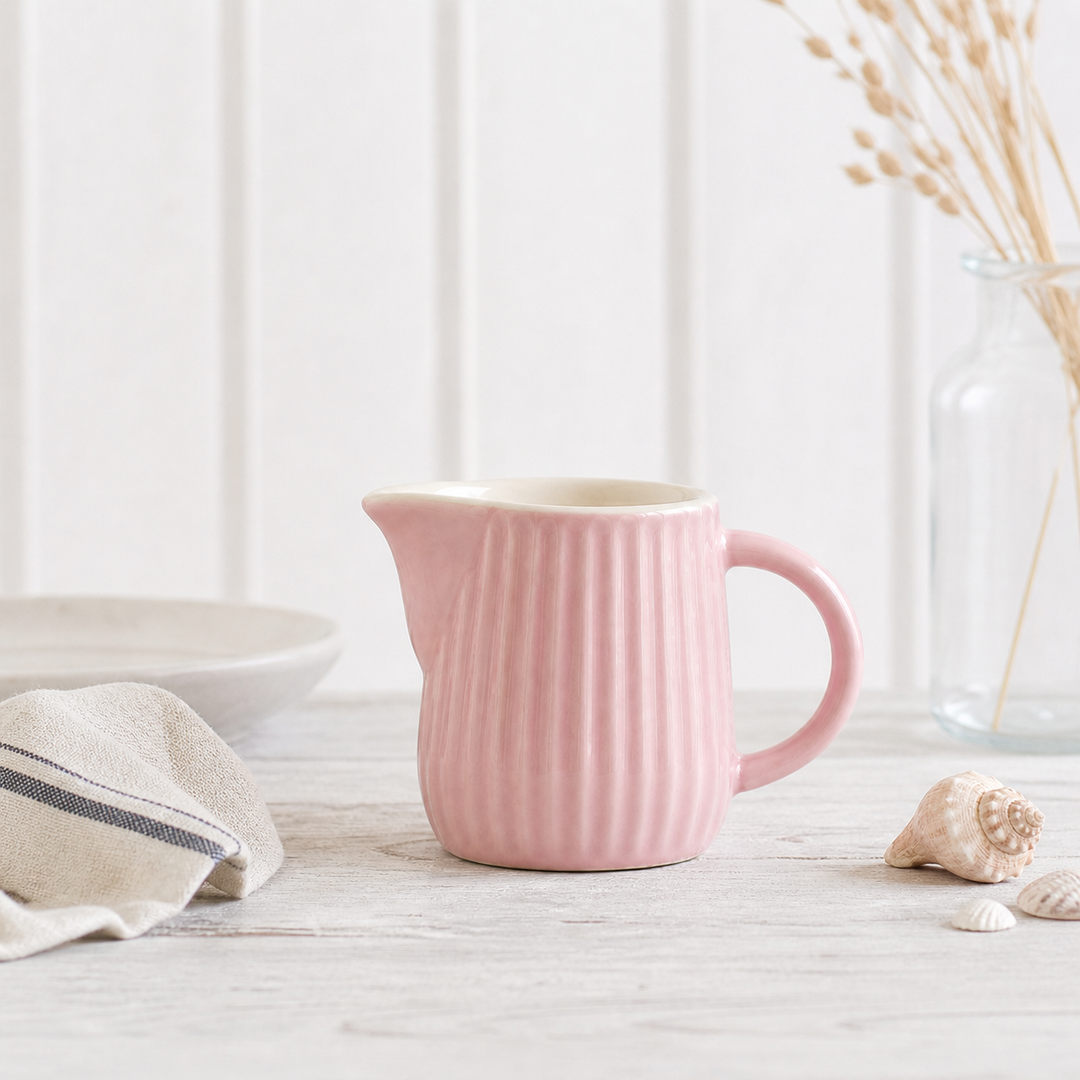 Ib Laursen Mynte Milch- und Sahnekännchen English Rose 200 ml im skandinavisch minimalistischen Stil hell clean mit maritimer Küsten Atmosphäre