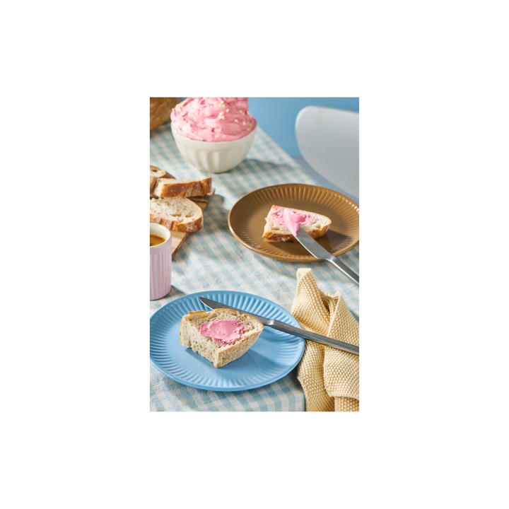 IB Laursen Mynte Teller und Schalen Butter Cream Frühstücksszene Detail