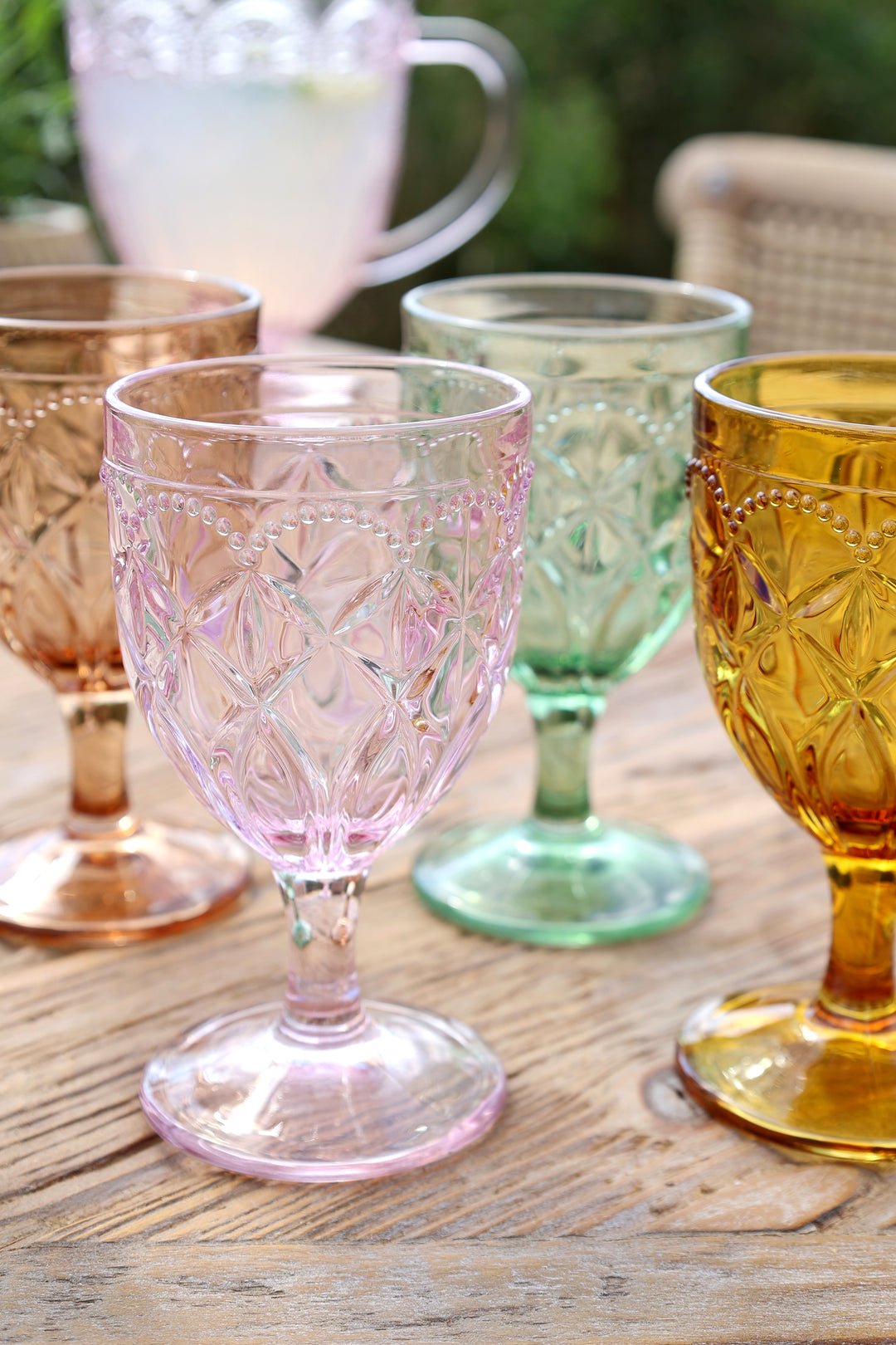 Saint-Émilion Weinglas mit dekorativem Reliefmuster aus Glas
